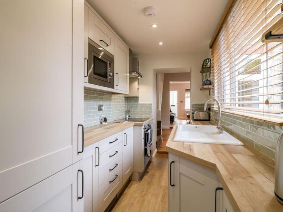 Minster Cottage - Cathedral Quarter With Free Parking 林肯 外观 照片